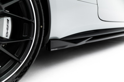 Prahové lišty Mercedes-AMG CLE 53 Aero C236 černý lesklý plast