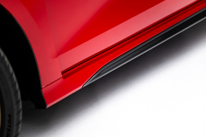 Prahové lišty V.2 Audi RS3 Sedan 8Y Facelift carbon