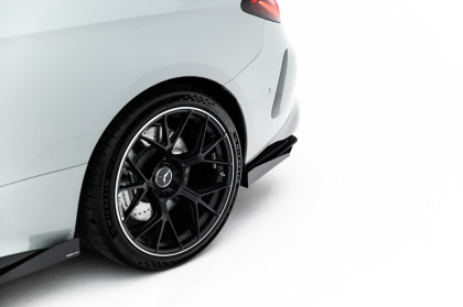 Spoiler zadního nárazníku Street pro + flaps Mercedes-AMG CLE 53 Aero C236 černo červený