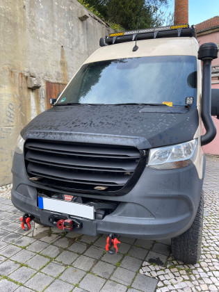 Maska Mercedes-Benz Sprinter W907 2018-  černá matná
