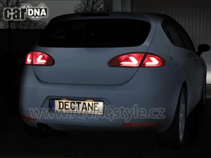 Zadní světla CARDNA Seat Leon 1P 05-09 červená