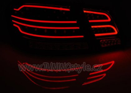 Zadní světla LED Bar Mercedes-Benz E W212 sedan 09-13 červená/kouřová