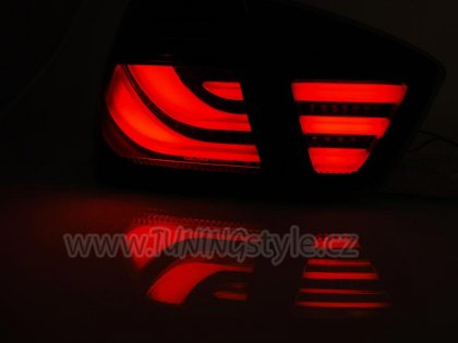 Zadní světla LED LightBar BMW E90 sedan 05-08 červená