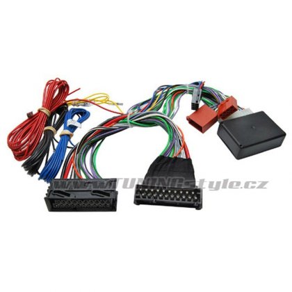 Adaptér pro instalaci HF sady s ISO konektorem pro BMW ADP 585