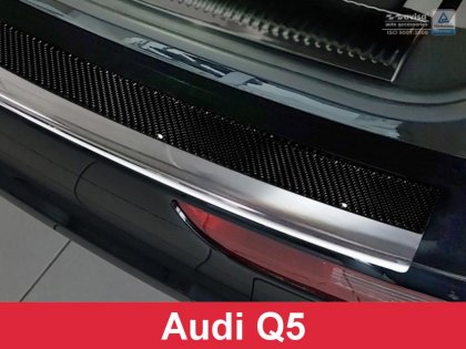 Nerezová ochranná lišta zadního nárazníku Audi Q5 s černým karbonem 2008-2016