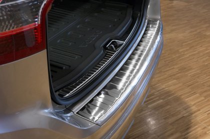 Nerezová ochranná lišta zadního nárazníku Volvo XC60 13-17 