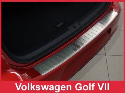 Nerezová ochranná lišta zadního nárazníku VW Golf VII 12-