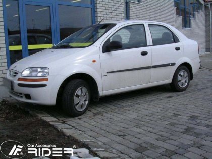 Ochranné lišty dveří - Chevrolet Aveo sed. 04-