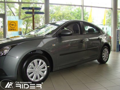 Ochranné lišty dveří - Chevrolet Cruze 09-