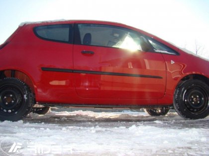 Ochranné lišty dveří - Mitsubishi Colt 3dv. 08- htb