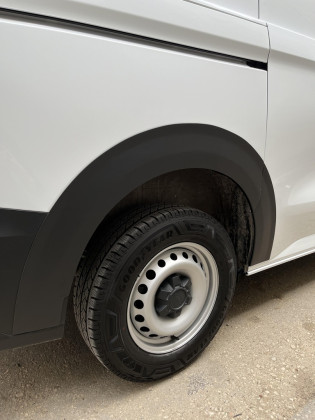 Plastové lemy blatníků pro FORD Transit Custom Mk2 2023- (10ks)