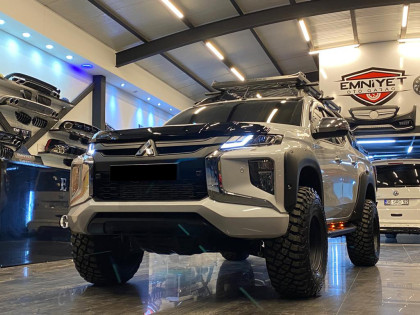 Plastové lemy blatníků pro MITSUBISHI L200 Triton Series 6 2019+ s TÜV
