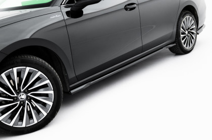Prahové lišty V.1 Škoda Superb Mk4 černý lesklý plast