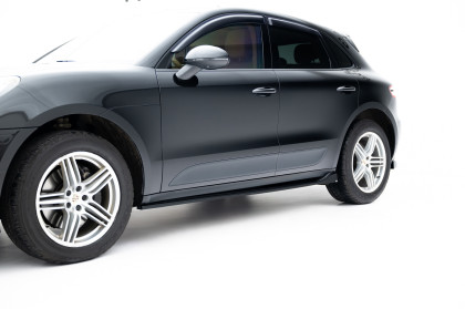 Prahové lišty V.2 Porsche Macan Mk1 černý lesklý plast