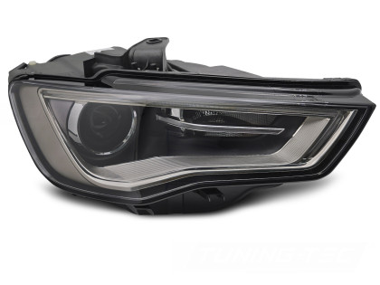 Přední světlo čiré pravé pro AUDI A3 8V 2012-2016 xenon kouřové