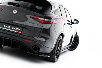 Splittery zadní boční V.2 Alfa Romeo Stelvio Mk1 černý lesklý plast