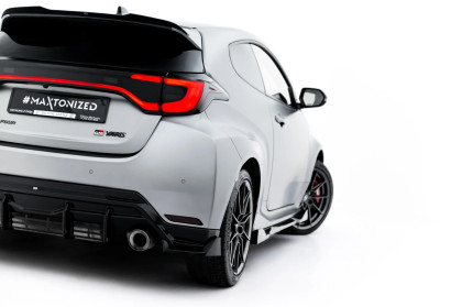 Splittery zadní boční V.4 Toyota GR Yaris Mk4 Facelift černý lesklý plast