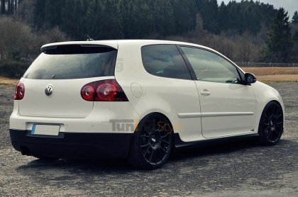 Spoiler střešní, křídlo TFB VW Golf V Gti look