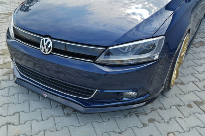 Spojler pod nárazník lipa VOLKSWAGEN JETTA MK6 SEDAN FACELIFT (2011 - 2014) černý lesklý plast