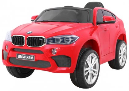 Vehicle BMW X6M Red