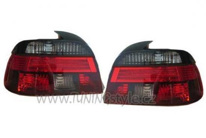 Zadní světla BMW E39 limo červená / černá krystal