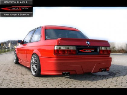 Zderzak Tylny BMW 3 E30 Mafia