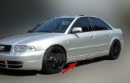 Boční prahy S4 look TFB Audi A4 B5 95-01