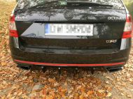 Difuzor zadního nárazníku V.1 Škoda Octavia RS Mk3 černý lesklý plast