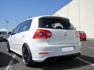 Zadní difuzor VW Golf 5 R32 (s jedním otvorem na výfuk)