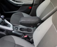 Loketní opěrka Ford Focus III 11- černá, textil