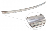 Nerezová ochranná lišta zadního nárazníku AUDI Q2 crossover 2020- stříbrná