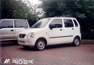 Ochranné lišty dveří - Suzuki Wagon R+ 00- van