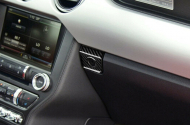Polep karbonový madla odkládací schránky Ford Mustang 15-19