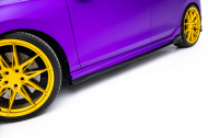Prahové lišty V.4 Volkswagen Golf R Mk8 / Mk8 Facelift černý lesklý plast