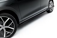 Prahové lišty Volkswagen Golf Mk8 Facelift černý lesklý plast