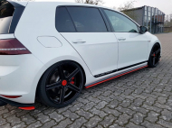 Prahové lišty VW GOLF Mk7 GTI CLUBSPORT 2016- 2017 carbon look