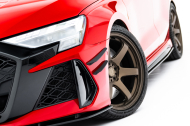 Přední přítlačná křidélka, canards Audi RS3 Sedan 8Y Facelift Facelift