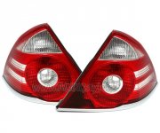 Zadní světla Ford Mondeo MK3 00-07 červená
